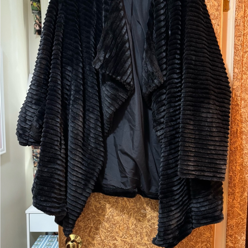 BB Dakota Black faux fur coat